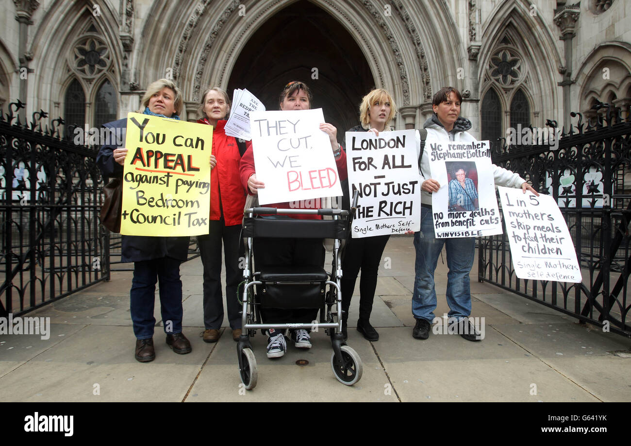 Bedroom Tax Protest Stock Photo 107039511 Alamy
