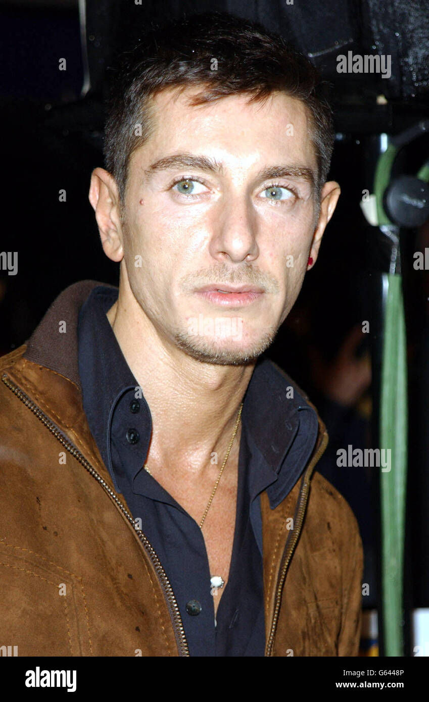 Stefano gabbana at the mtv europe music awards 2002 hi-res stock