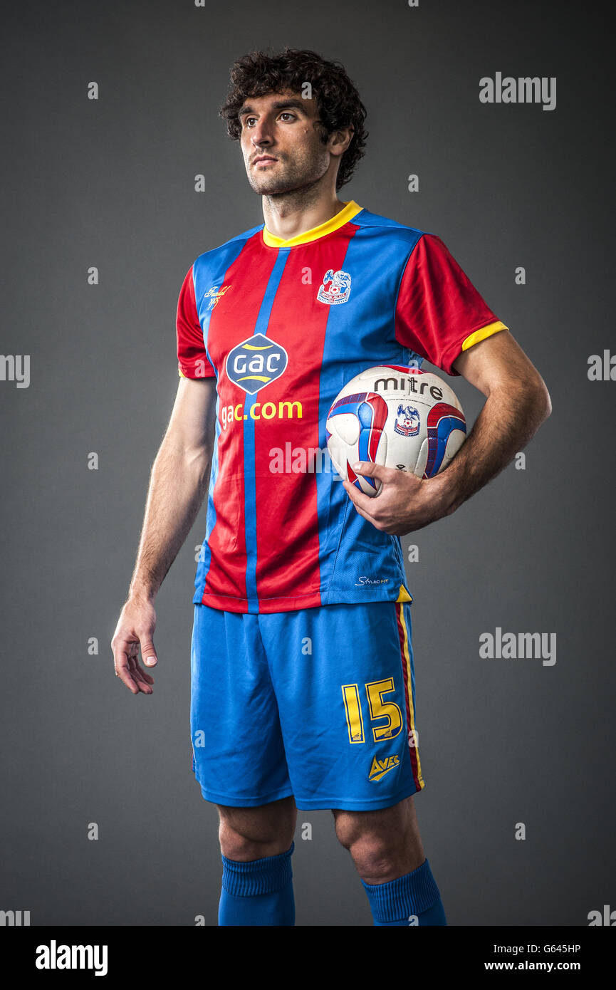 Soccer - npower Football League Championship - Crystal Palace Play Off  Feature 2012/13 - Crystal Palace Training Ground. Crystal Palace's Yannick  Bolasie, Damien Delaney and Mile Jedinak Stock Photo - Alamy