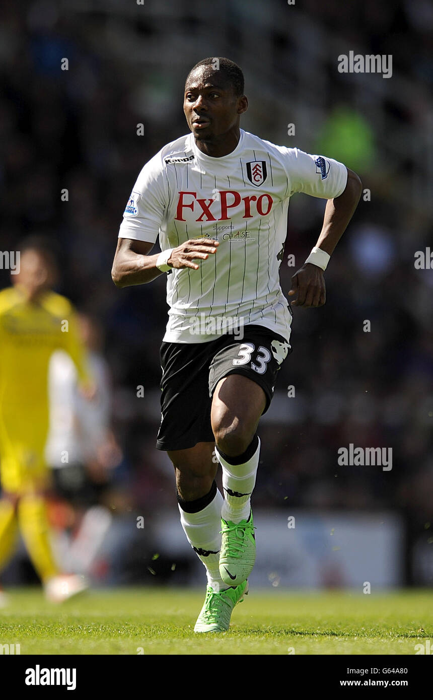 Soccer - Barclays Premier League - Fulham v Reading - Craven Cottage. Eyong Enoh, Fulham Stock Photo