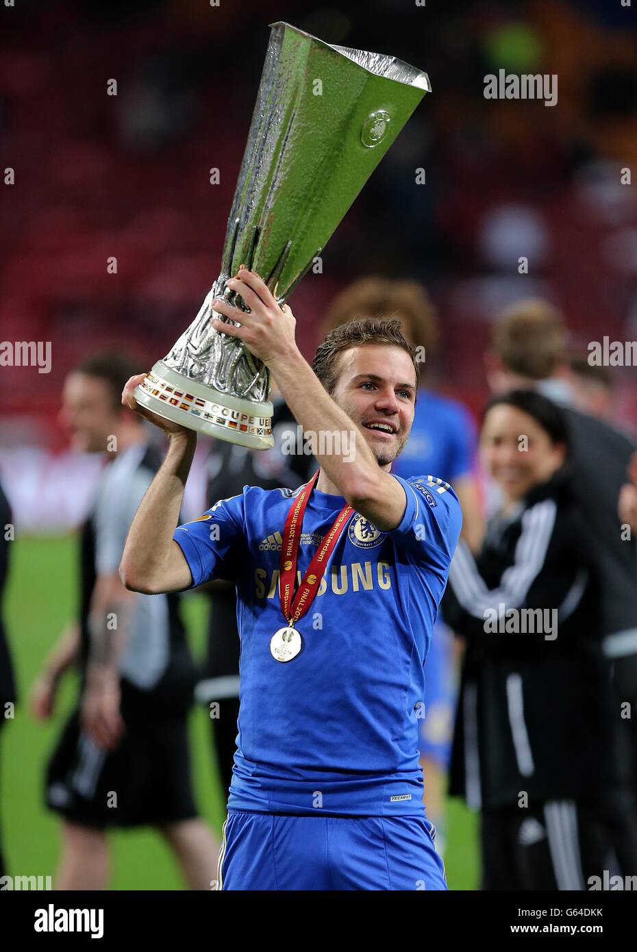 Soccer - UEFA Europa League Final - Benfica v Chelsea - Amsterdam Arena. Chelsea's Juan Mata celebrates with the UEFA Europa League trophy after the game Stock Photo