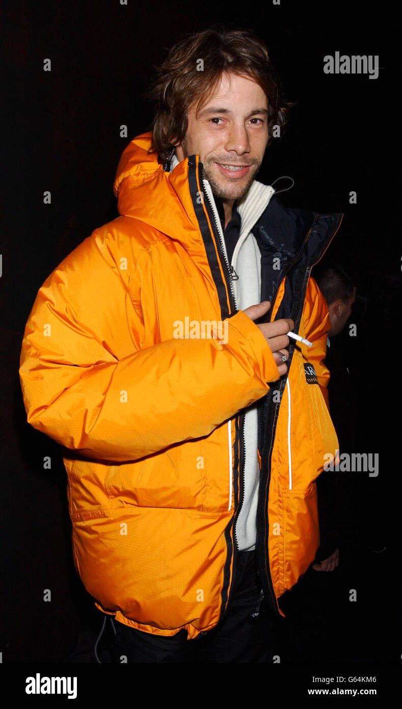Celebrity music orange jacket puffa jacket film premiere jay kay hi-res  stock photography and images - Alamy