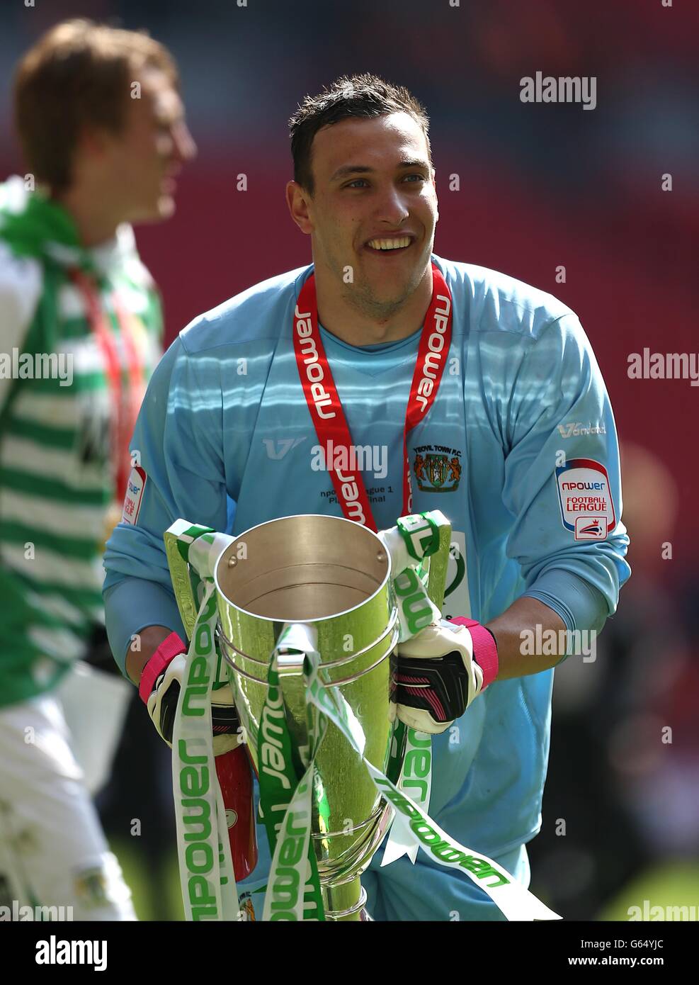Soccer - npower Football League One - Play Off - Final - Brentford v Yeovil Town - Wembley Stadium. Yeovil Town goalkeeper Marek Stech celebrates winning the Football League One Play Off Final Stock Photo