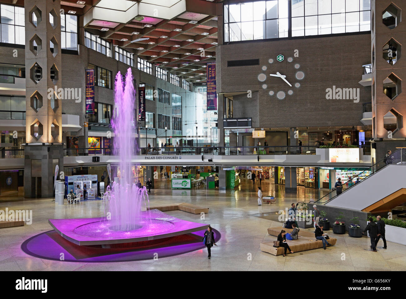 Montreal underground shopping High Resolution Stock Photography and