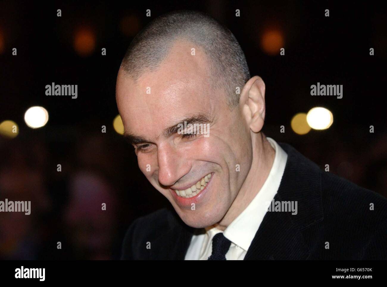 Actor Daniel Day-Lewis arriving at The Empire Cinema, Leicester Square, London,for the UK premiere of Gangs of New York. Stock Photo