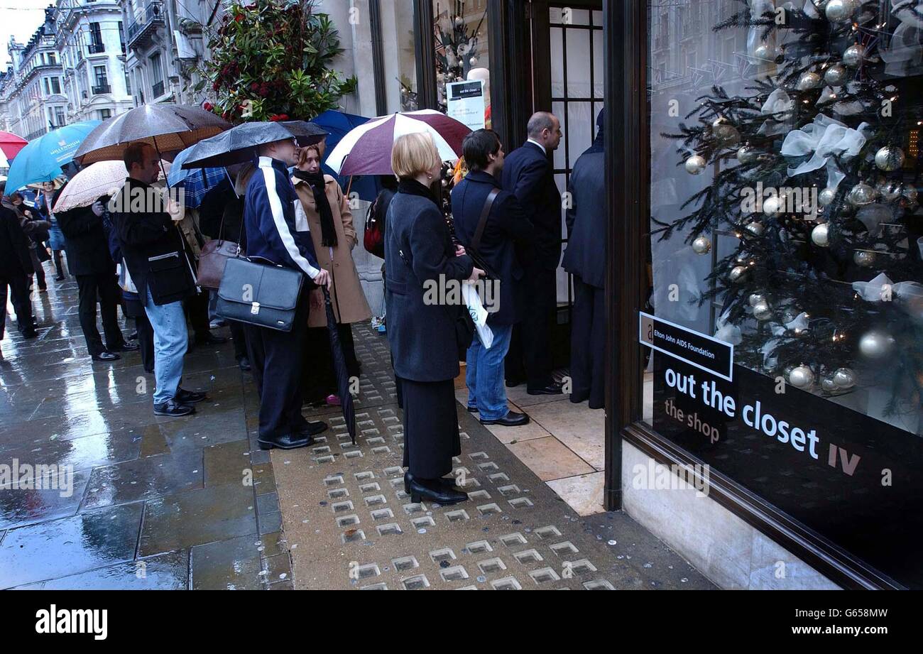 Elton john clothes sale hires stock photography and images Alamy