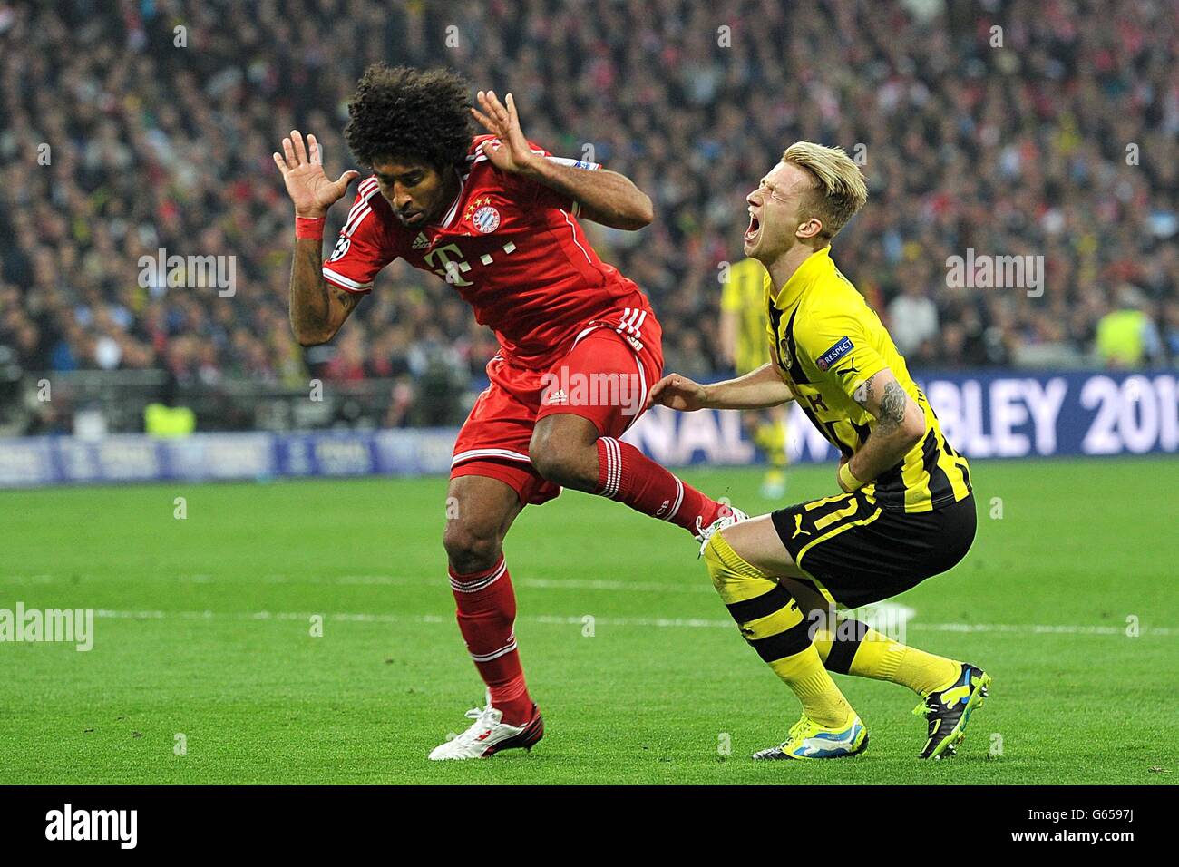 Soccer - UEFA Champions League - Final - Borussia Dortmund v Bayern Munich  - Wembley Stadium. Bayern Munich's Bonfim Dante (