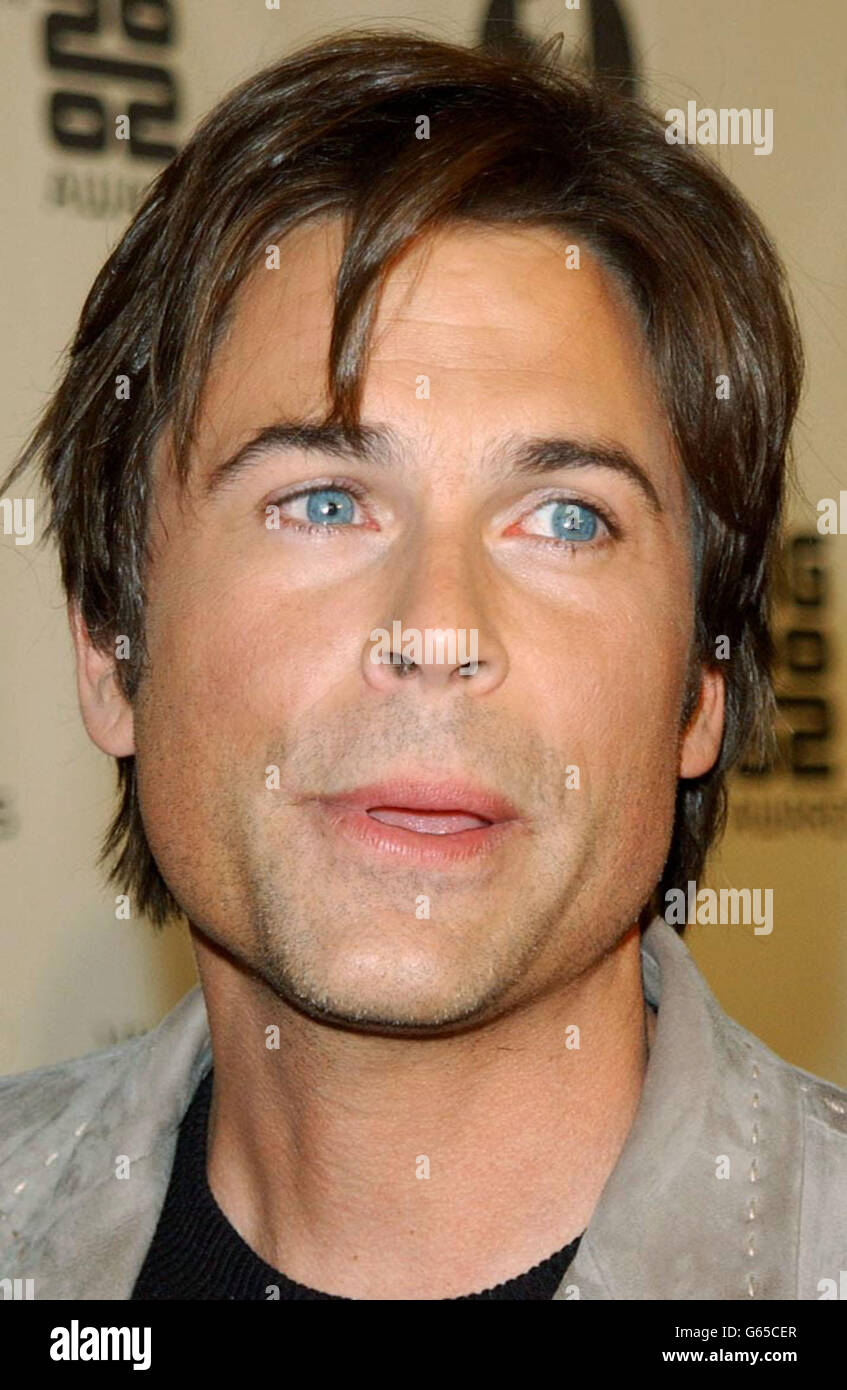 Actor Rob Lowe arrives at the VH-1 Big In 2002 Awards at the Olympic  Auditorium, Los Angeles Stock Photo - Alamy