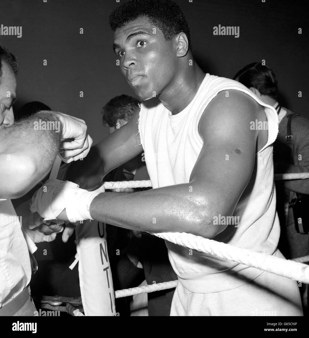 Heavyweight boxers Black and White Stock Photos & Images - Alamy