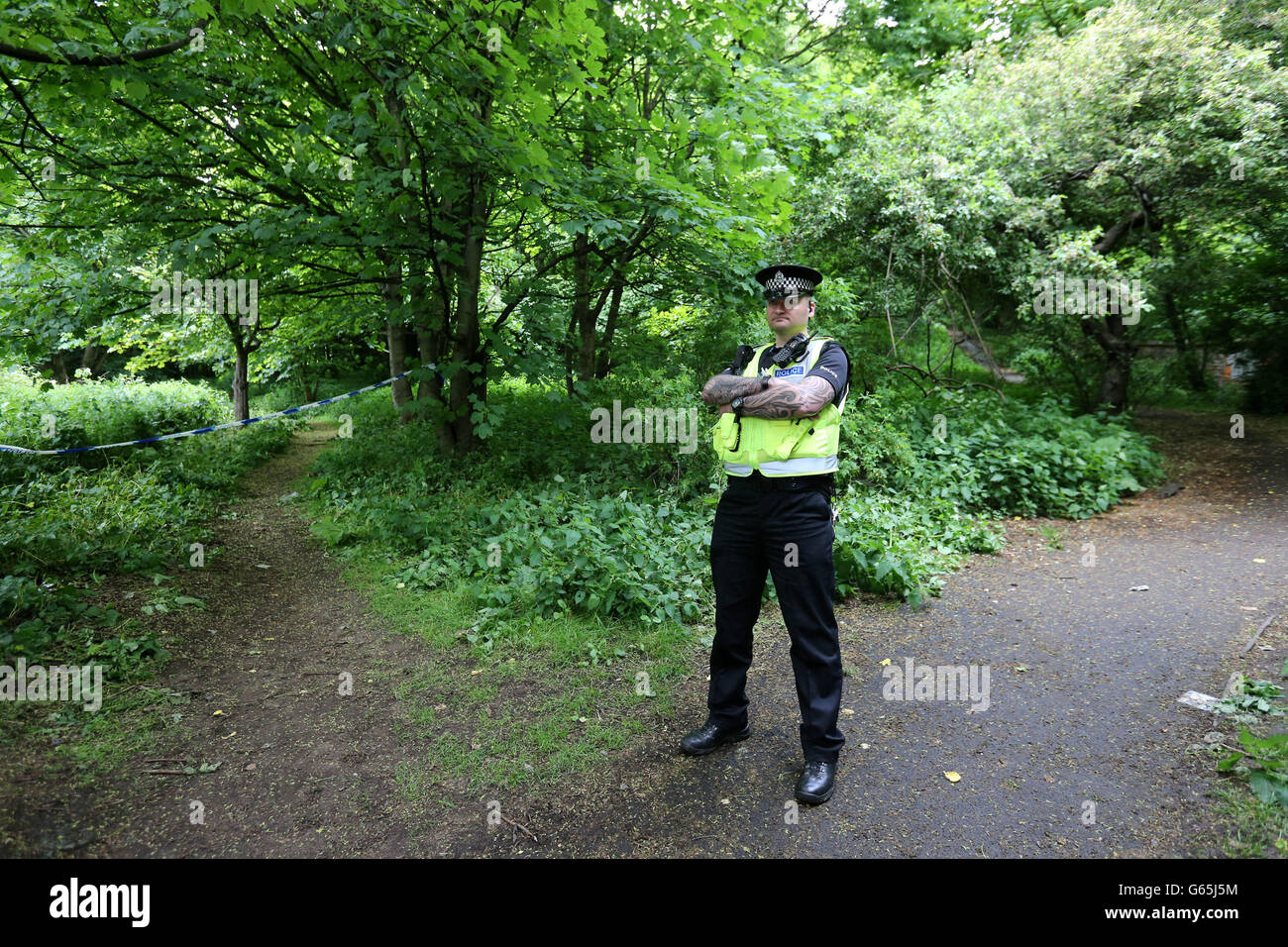 Body Found In Shallow Grave Stock Photo Alamy