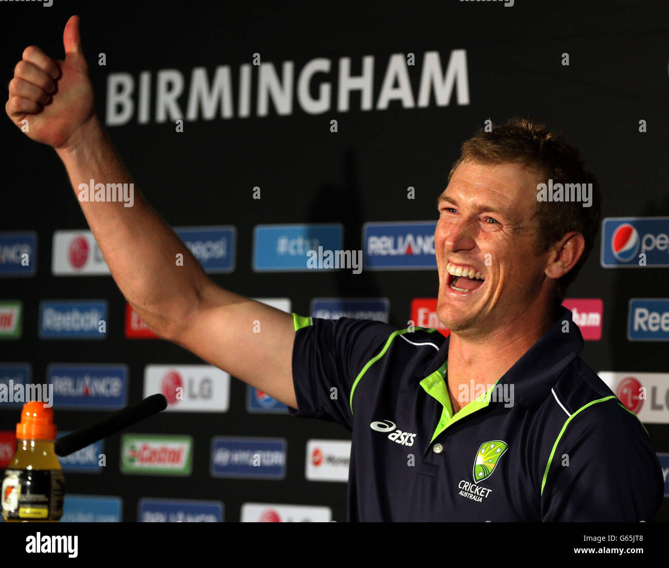 Who came on early in the match hires stock photography and images Alamy