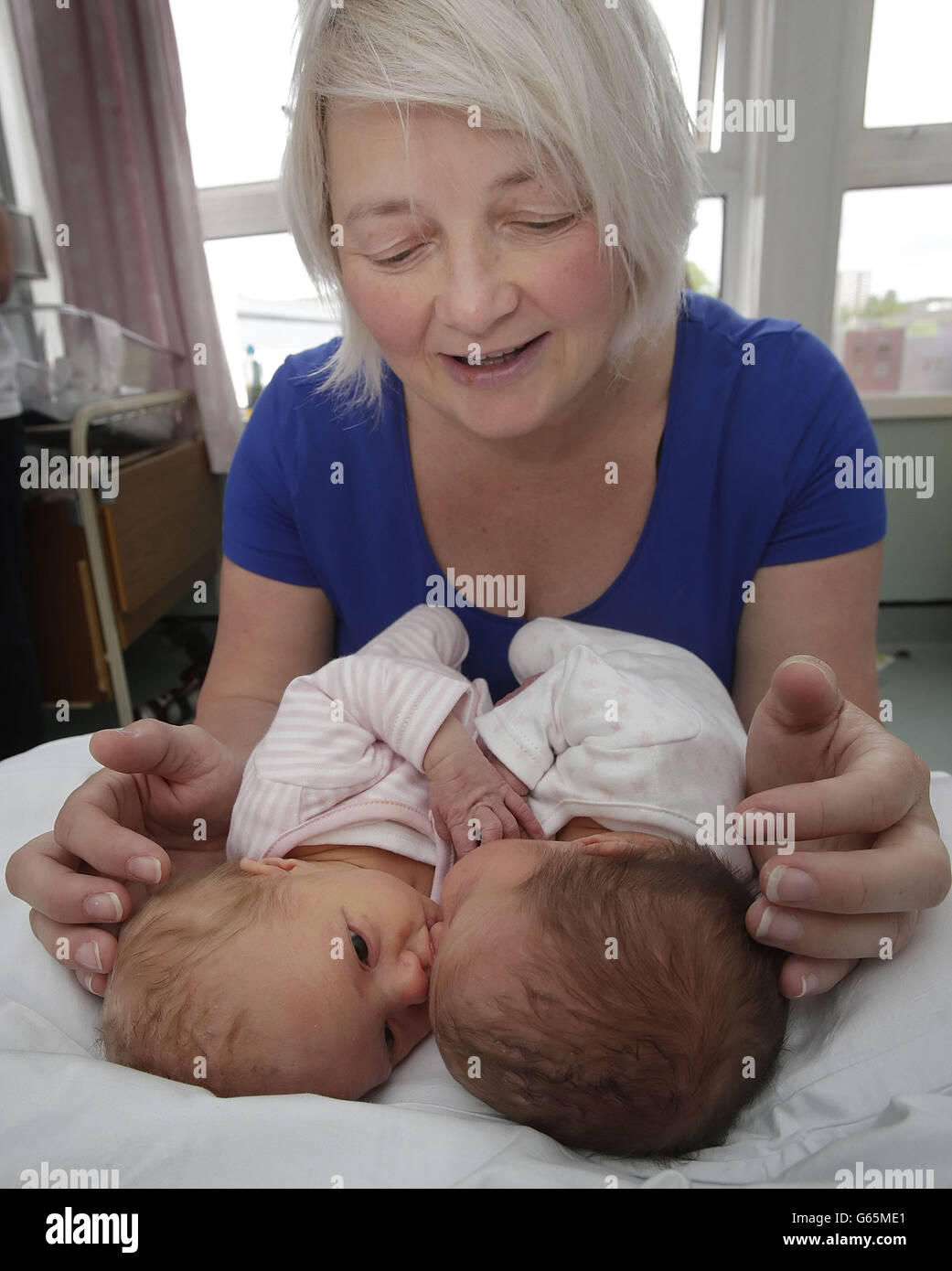 Mother has three sets of twins Stock Photo Alamy