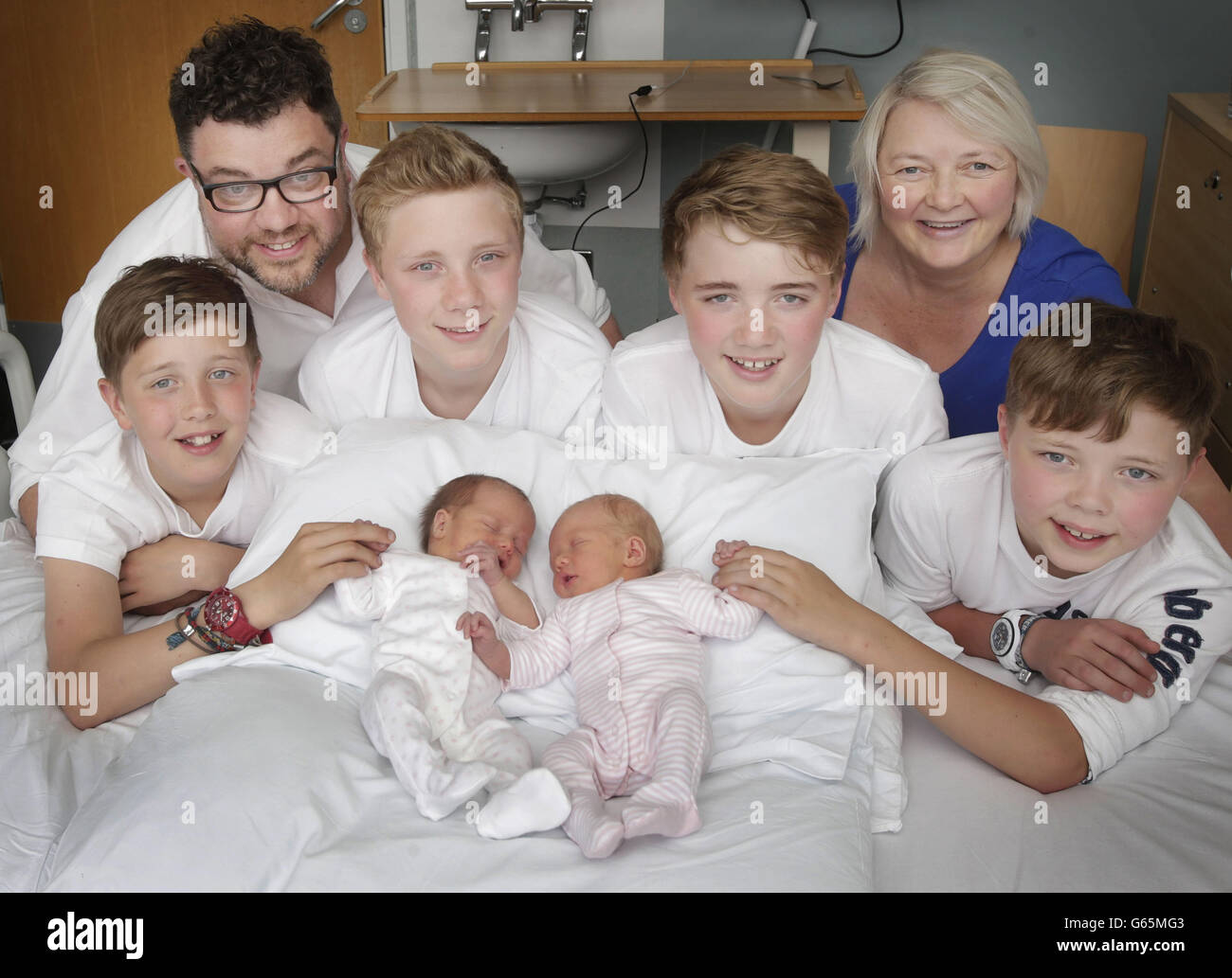 Mother has three sets of twins Stock Photo Alamy