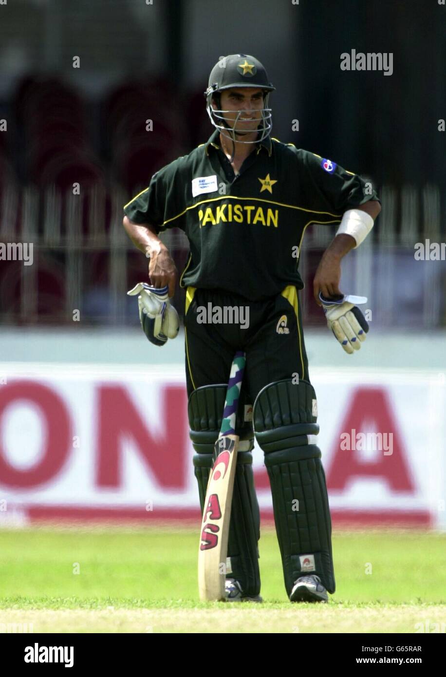 Imran Nazir - Pakistan. Imran Nazir of Pakistan in action at the ICC Trophy tournament held in Colombo, Sri Lanka 2002. Stock Photo
