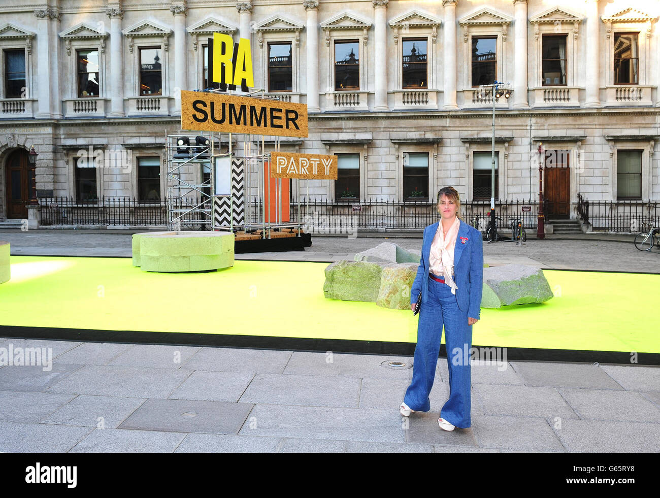 The Royal Academy Summer Exhibition Preview Party London Stock Photo Alamy