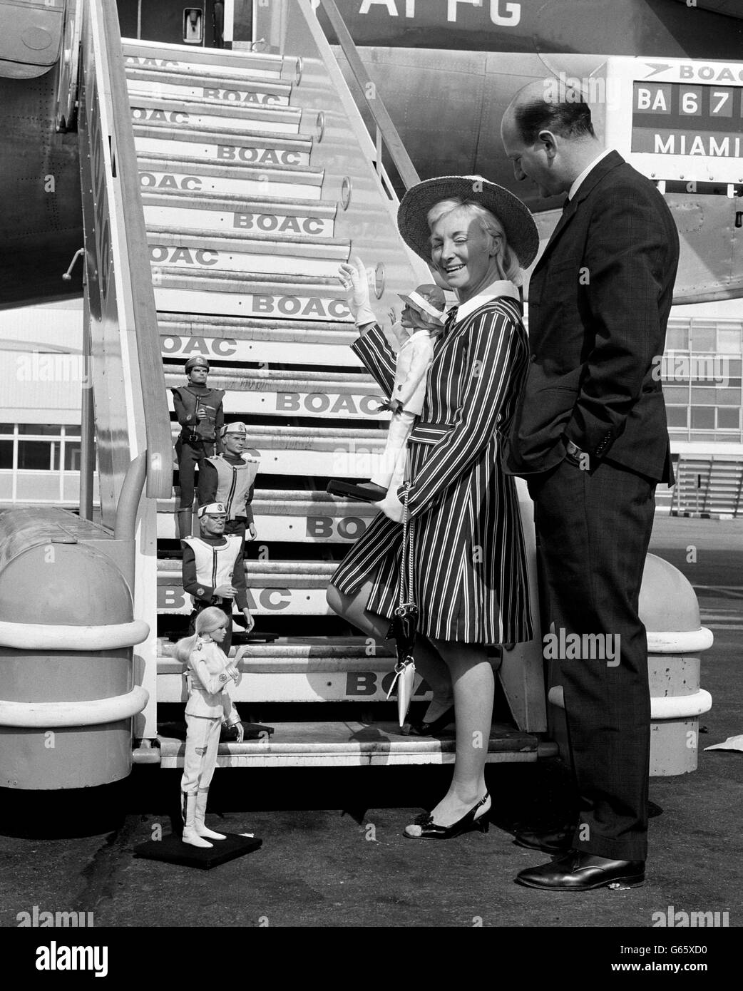 Sylvia anderson hi-res stock photography and images - Alamy Sylvia anderson hi-res stock photography and images - Alamy