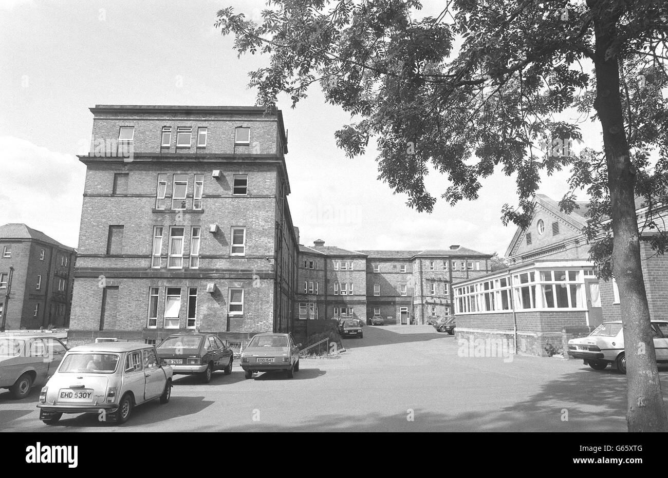Exterior view of Stanley Royd psychiatric hospital, Wakefield, Yorkshire, where 18 patients died and 387 patients and staff became ill after an outbreak of salmonella poisoning during the August Bank Holiday. Stock Photo