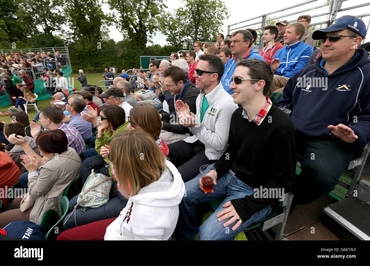 Cricket - Yorkshire Bank 40 - Group B - Surrey v Lancashire Lightning - The Sports Ground Stock Photo