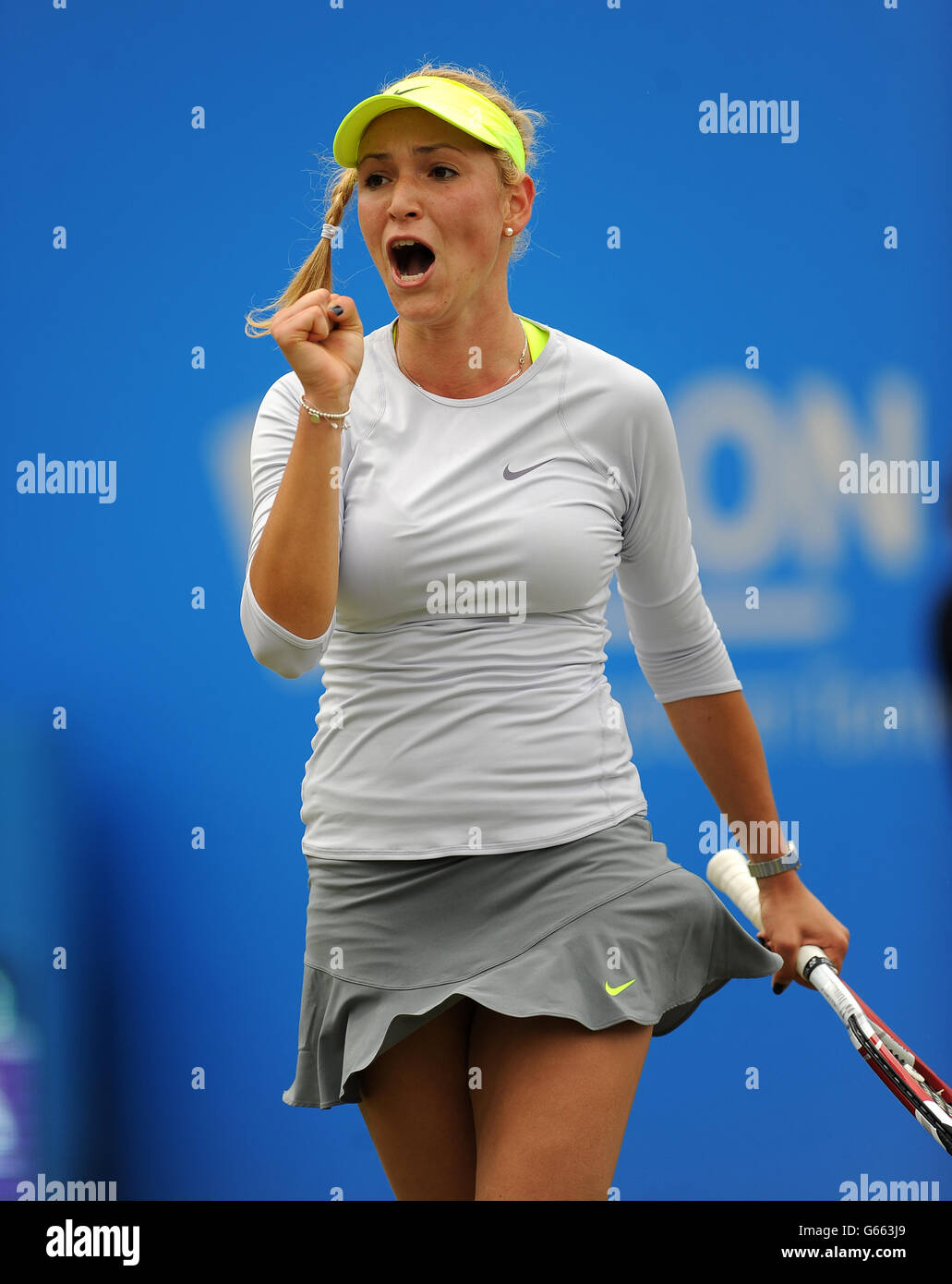 Donna Vekic celebrates after winning the first set tie break against  Magdalena Rybarikova Stock Photo - Alamy