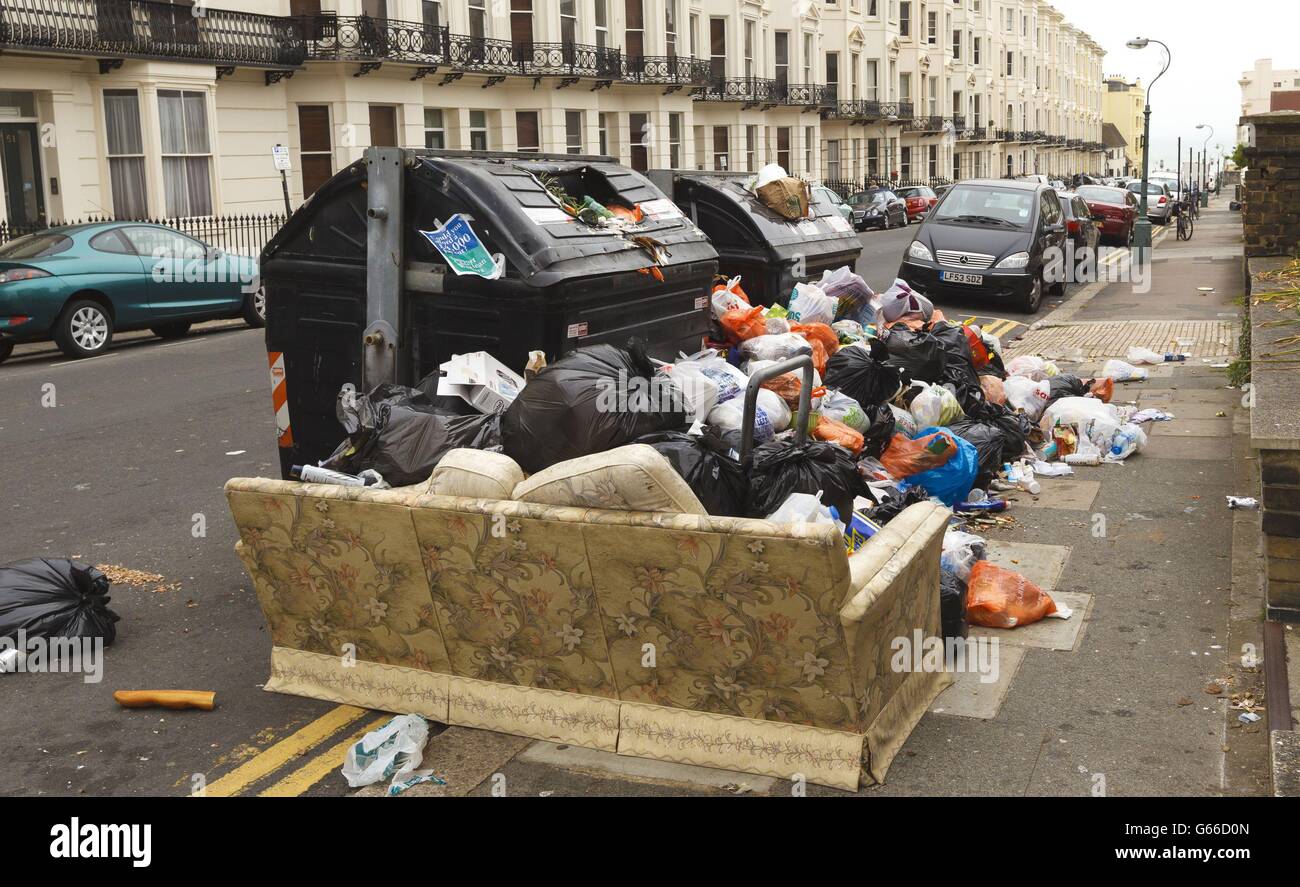 Refuse collectors on strike hires stock photography and images Alamy