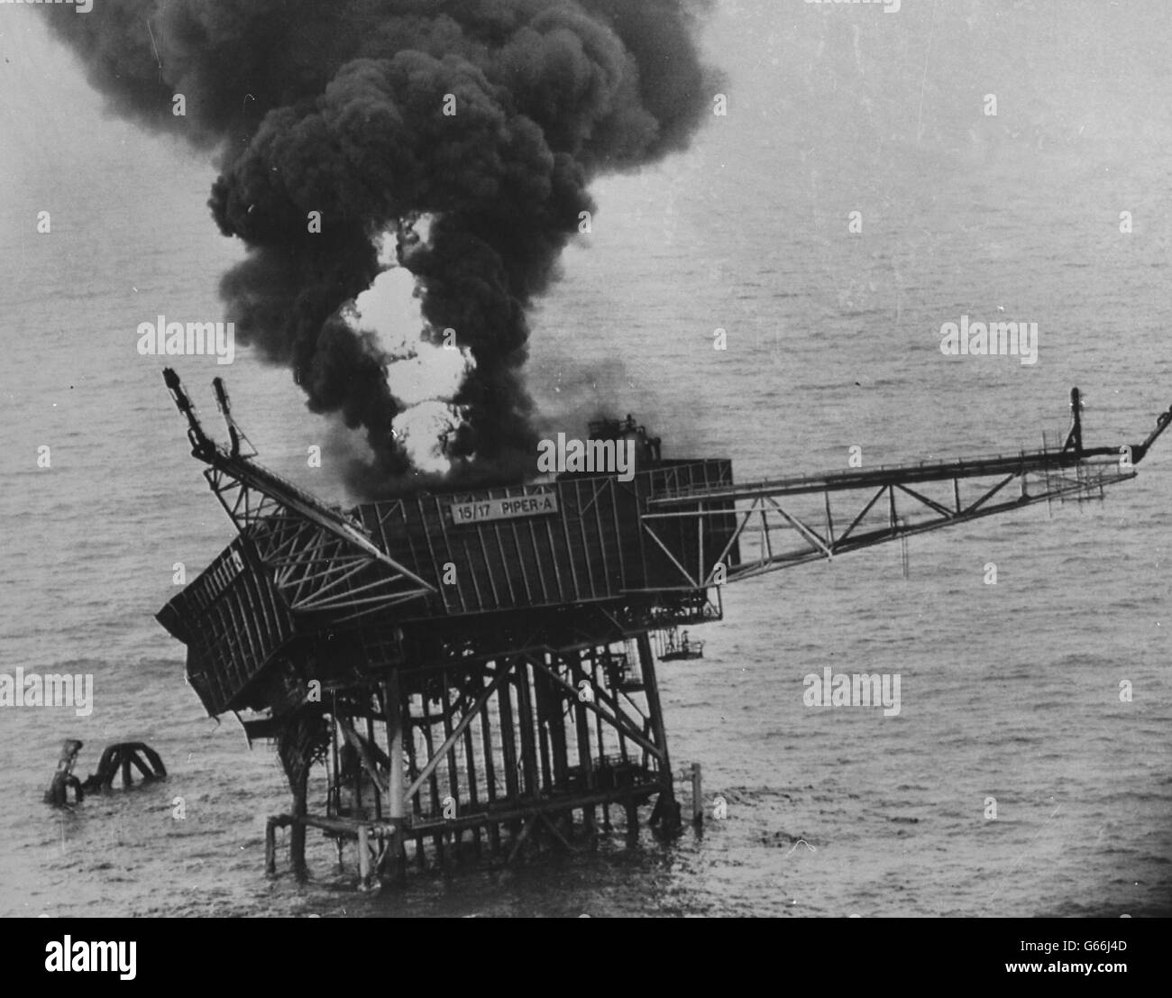 Smoke plumes from the Piper Alpha oil production platform in the North Sea. *Low res scan - hi res scan on request Stock Photo