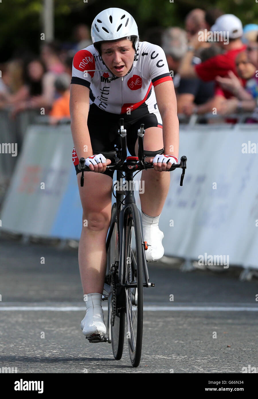 Laura nicolson during the national road race championships in glasgow