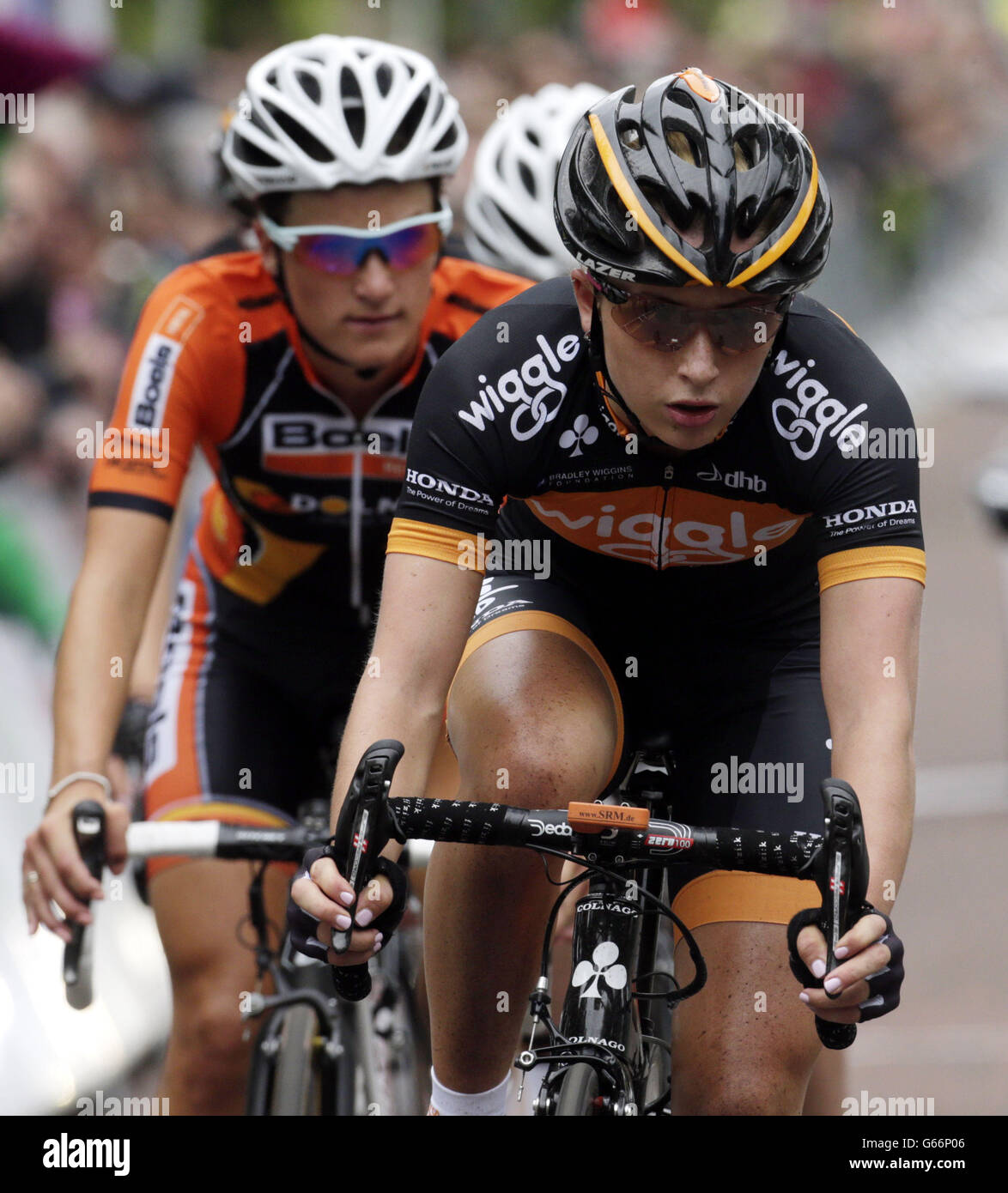 Elizabeth Armitstead (left) and Laura Trott during the National Road Race Championships in Glasgow. Stock Photo