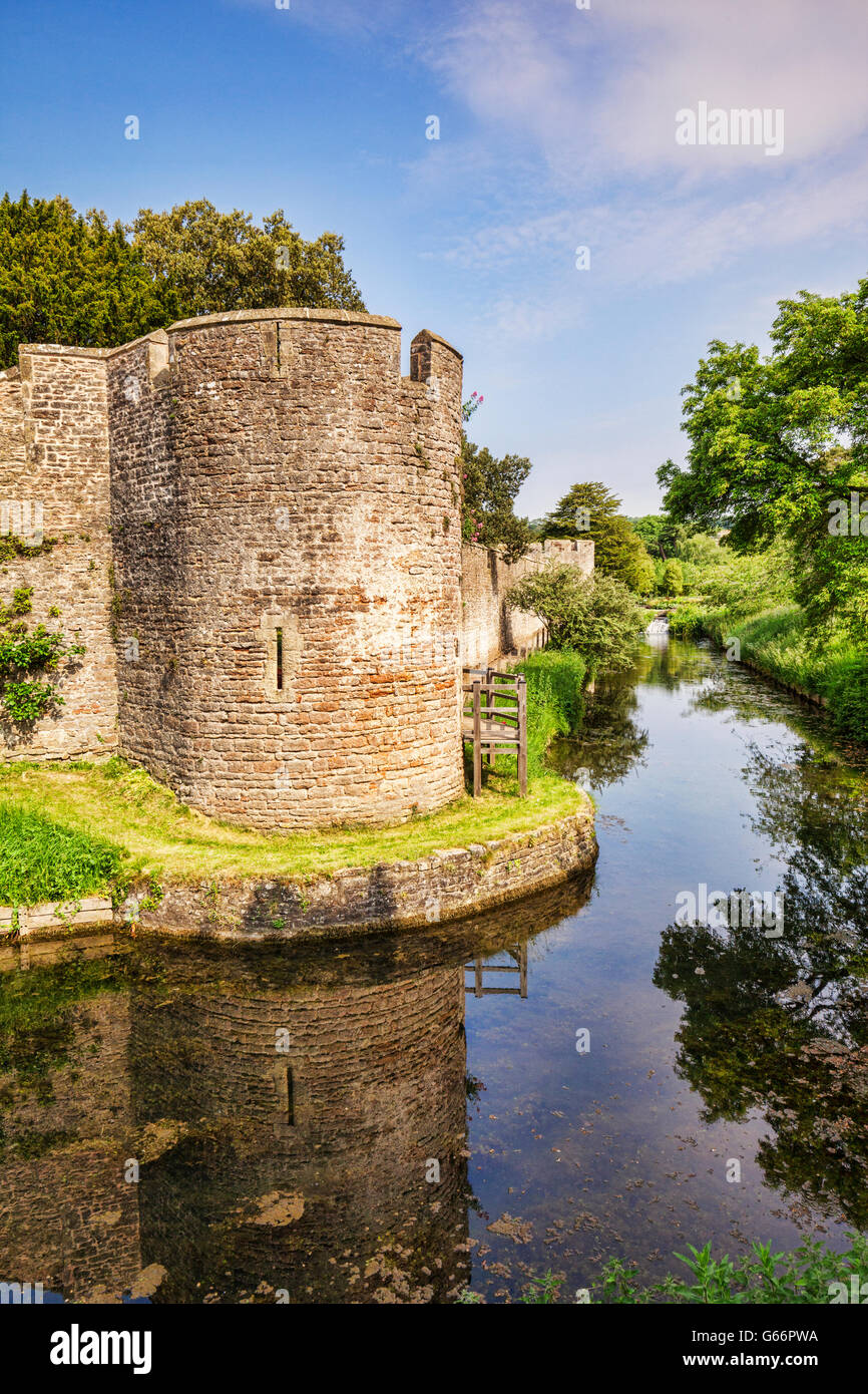 The Moat, Bishop's Palace, Wells, Somerset, England, UK Stock Photo