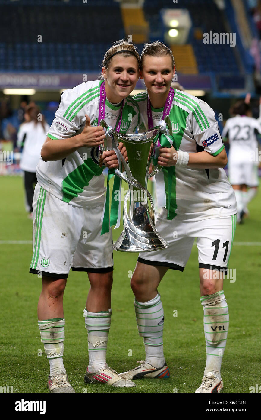Vfl Wolfsburg's Louis Wensing and Alexandra Popp celebrate with the trophy Stock Photo