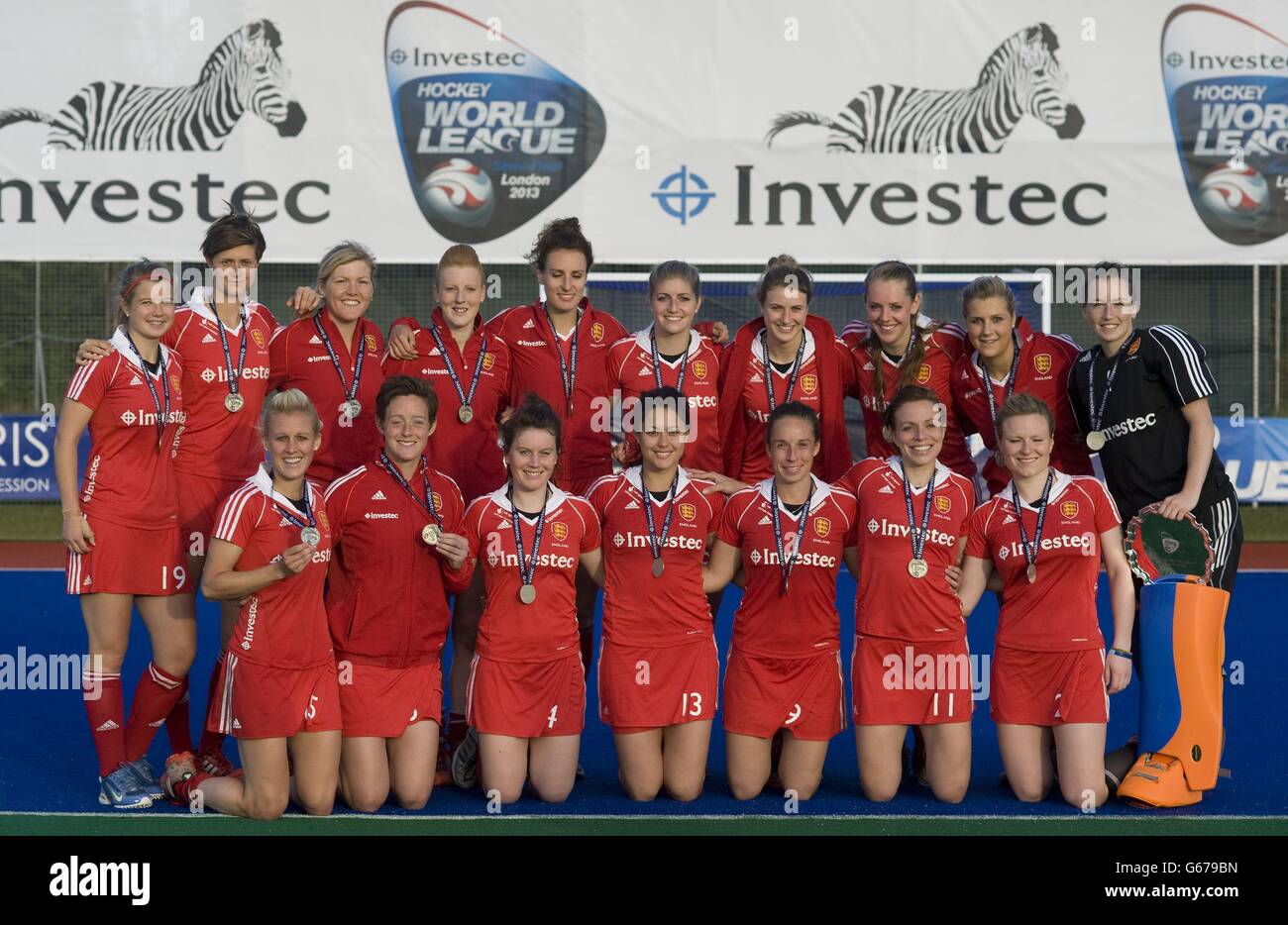 England's players after finishing second in the final during the Investec World League Semi Finals, Chiswick. Stock Photo