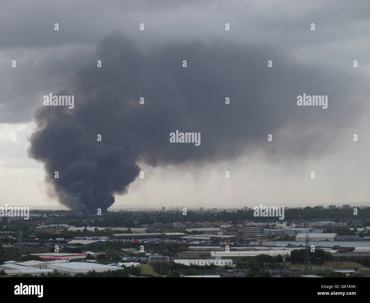 Birmingham recycling plant fire Stock Photo - Alamy