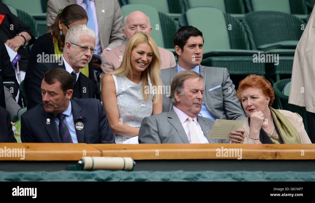 Tennis - 2013 Wimbledon Championships - Day Eight - The All England Lawn Tennis and Croquet Club Stock Photo
