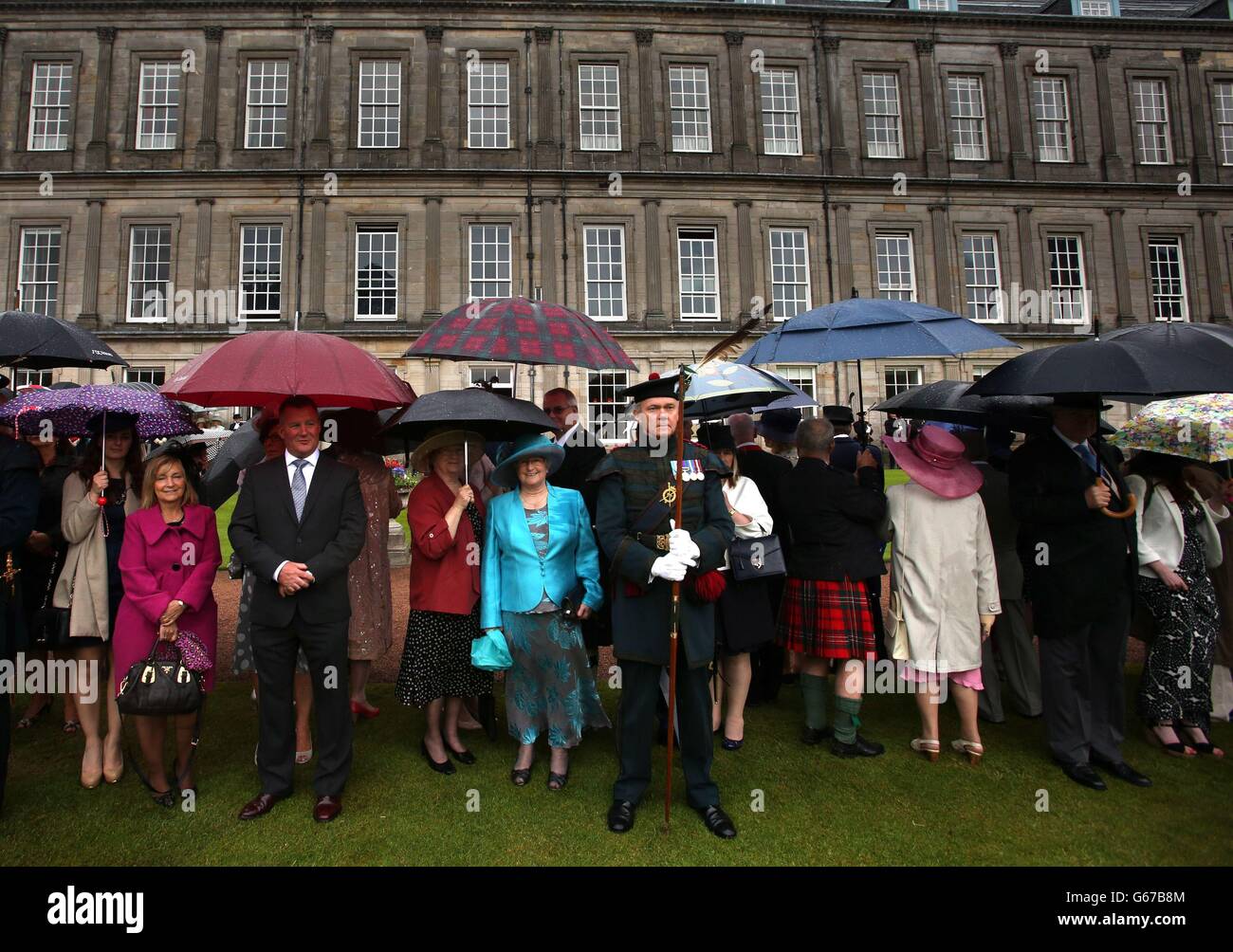 Garden Party Holyrood house Stock Photo Alamy