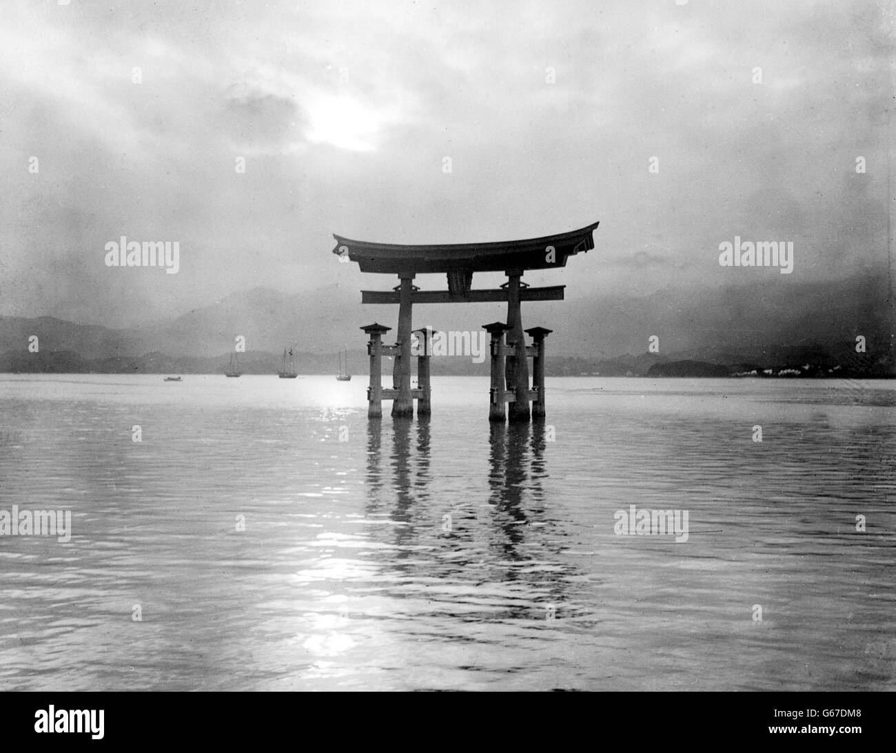 Torii Black and White Stock Photos & Images - Alamy