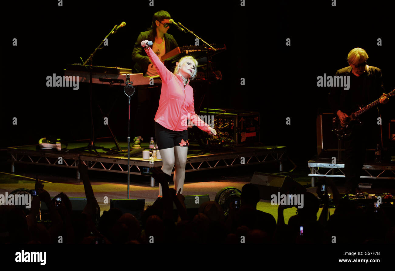 Blondie in Concert London Stock Photo Alamy