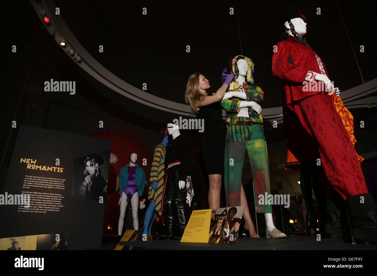 Fashion exhibition london hires stock photography and images Alamy