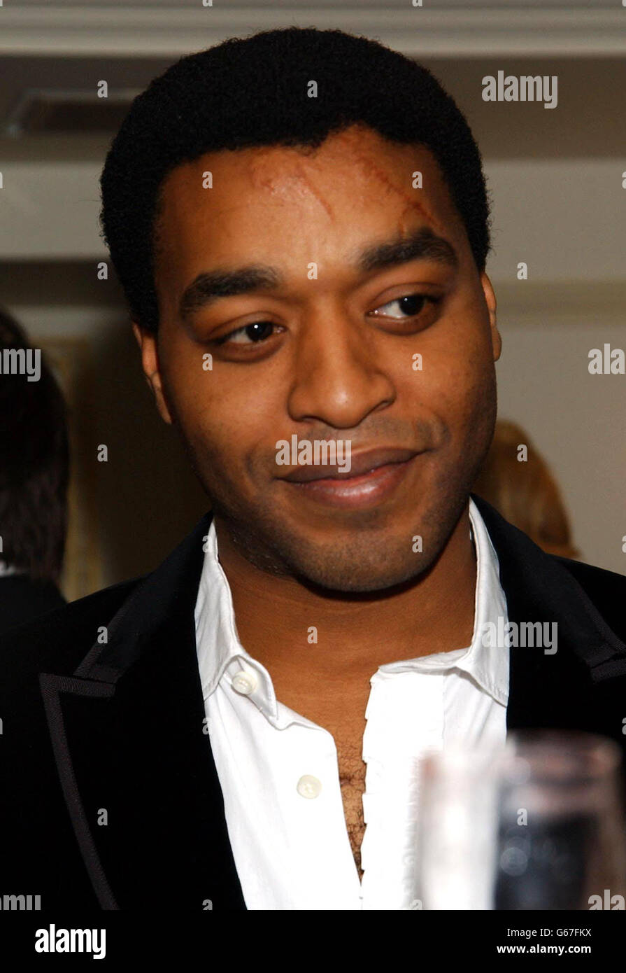 Actor Chiwetel Ejiofor arriving at The Savoy Hotel for the Evening Standard British Film Awards 2003. Stock Photo