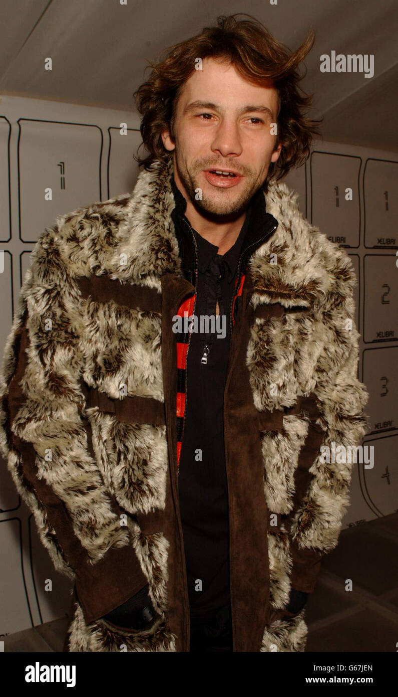 Jay Kay arriving for a party to launch XELIBRI - the new fashion accessory mobile phone - at Old Billingsgate Market in London. * The party, as part of London Fashion Week, included performances by Christina Aguilera, Dame Shirley Bassey and Ms Dynamite. XELIBRA will be available via www.xelibri.com and in Selfridges from April 2003. Stock Photo