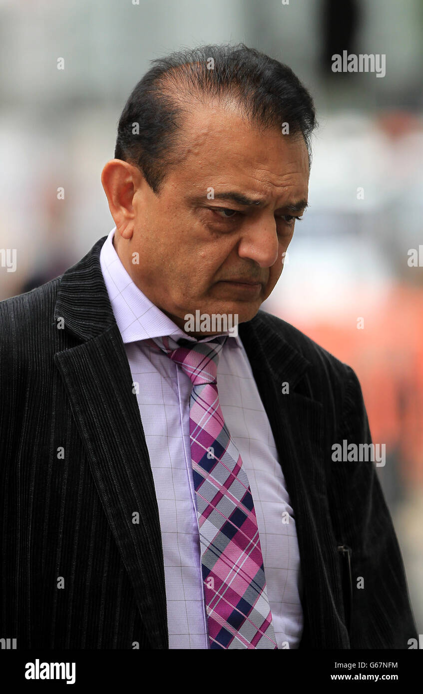 Vinod Hindocha, father of Anni Dewani arrives at Westminster