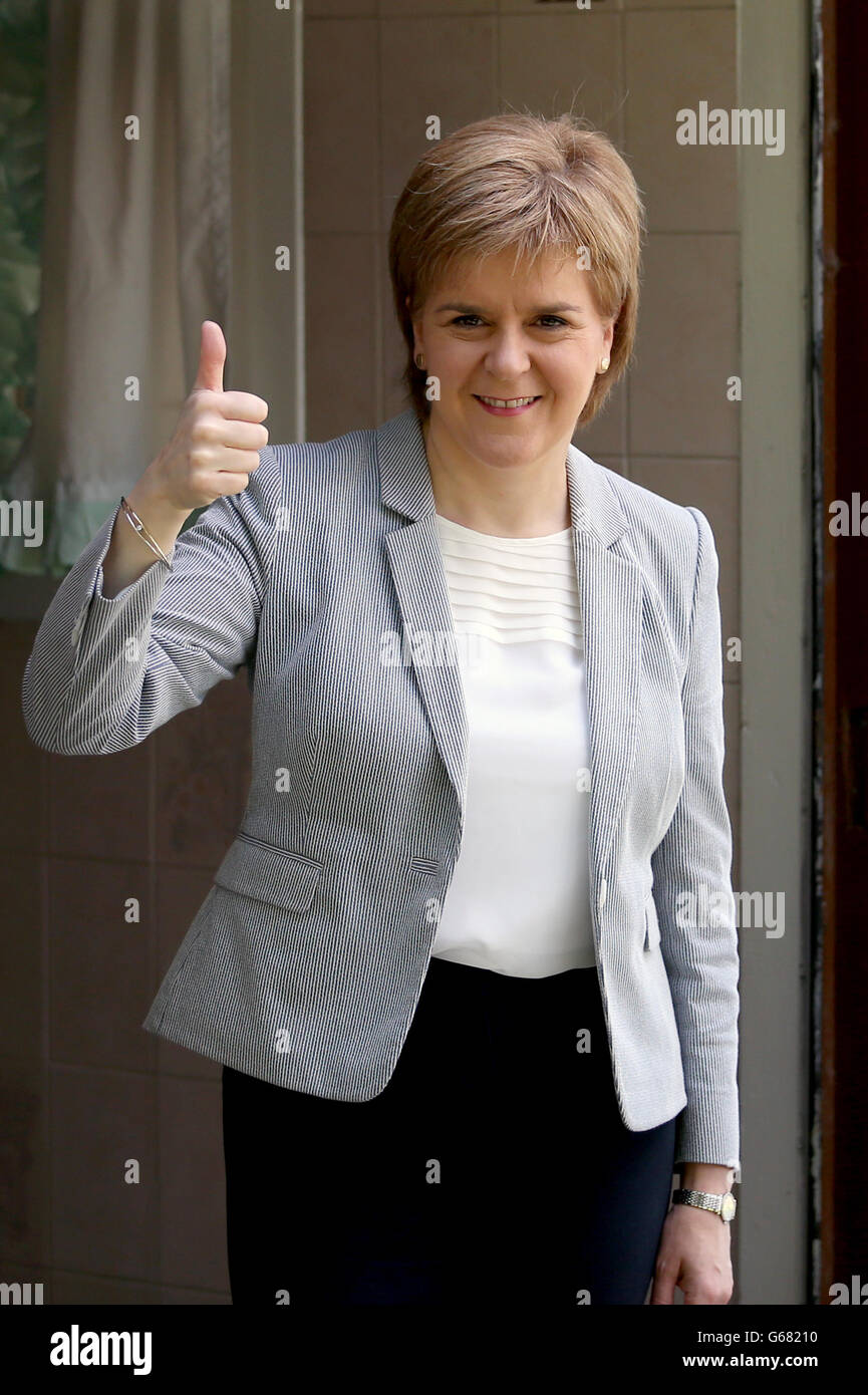 First Minister Nicola Sturgeon arrives to cast her vote at Broomhoouse Community Hall, Glasgow, as voters head to the polls across the UK in a historic referendum on whether the UK should remain a member of the European Union or leave. Stock Photo