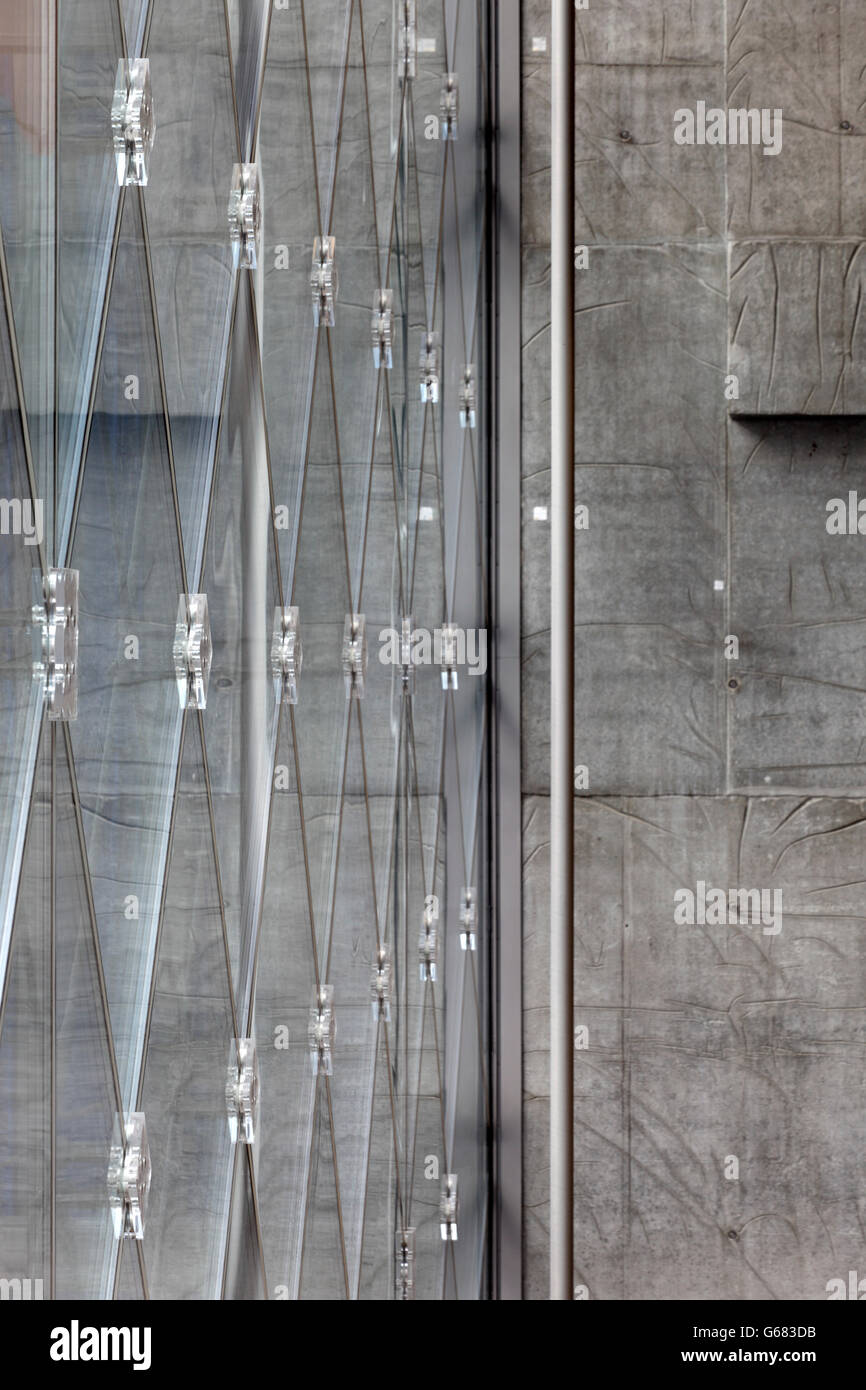 Photo inspiration: Visual Reference: Detail Of Elephant Skin Concrete Wall Of Foyer With Diamond