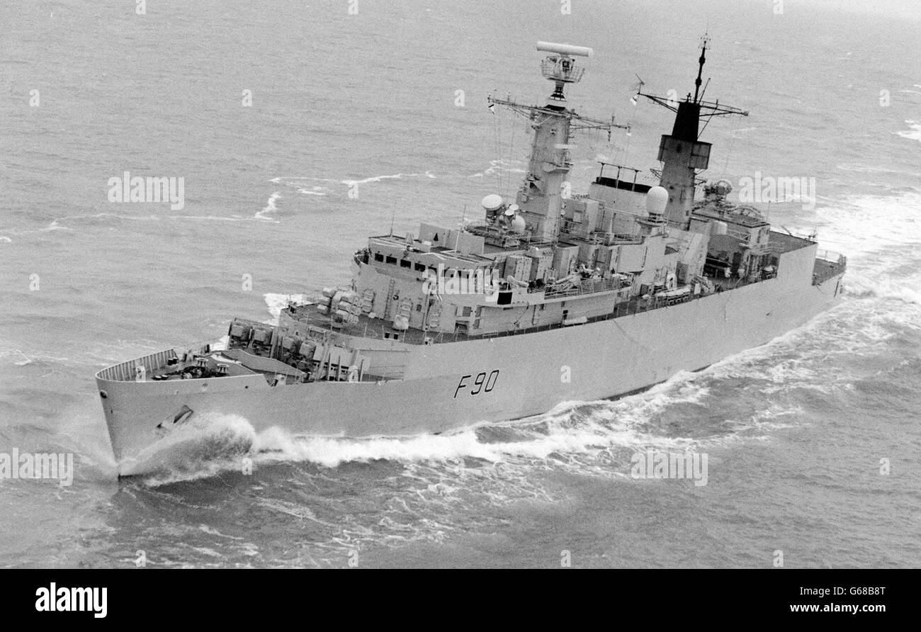 HMS Brilliant Stock Photo - Alamy