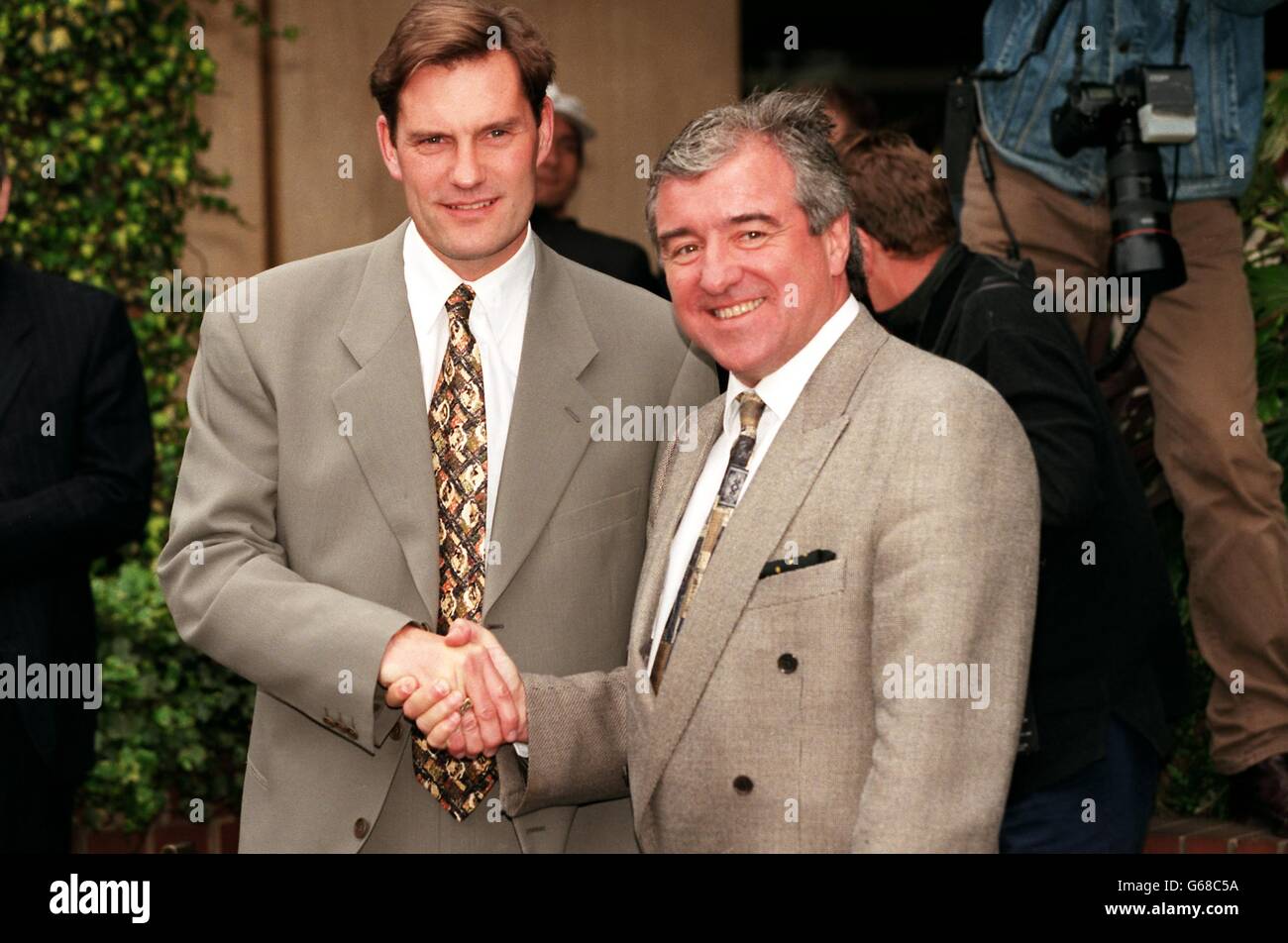 ENGLAND NATIONAL SOCCER MANAGER visual data 4