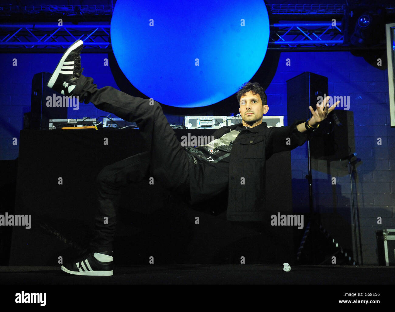 dynamo-magician-impossible-series-3-launch-london-stock-photo-alamy