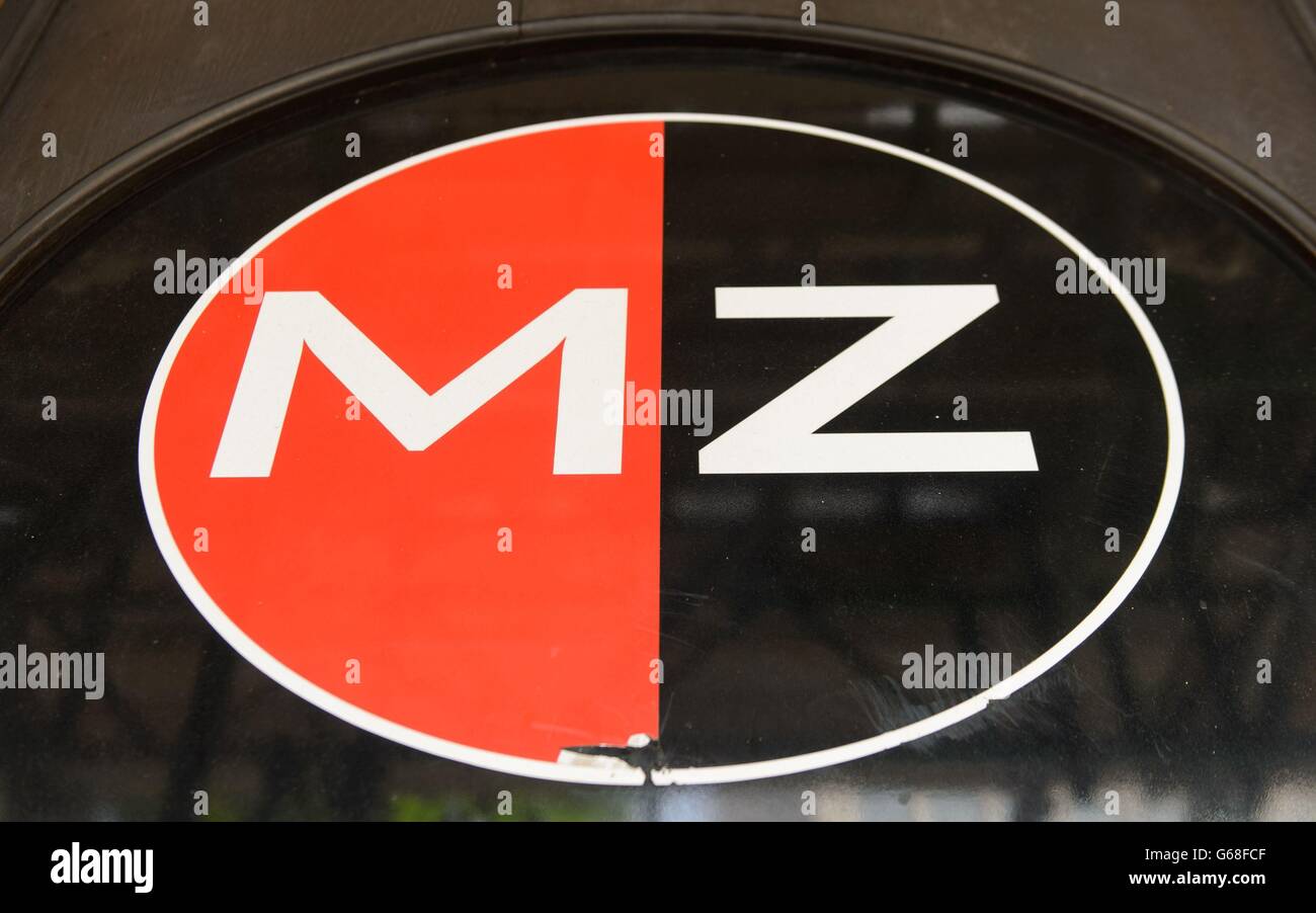 Model zone modelzone hires stock photography and images Alamy