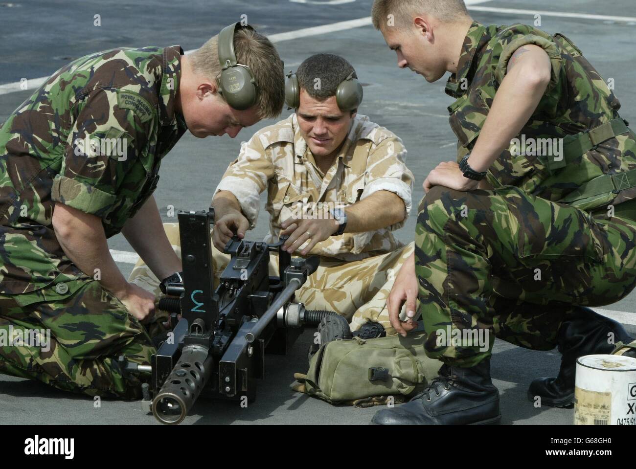 Browning machine gun drill hires stock photography and images Alamy