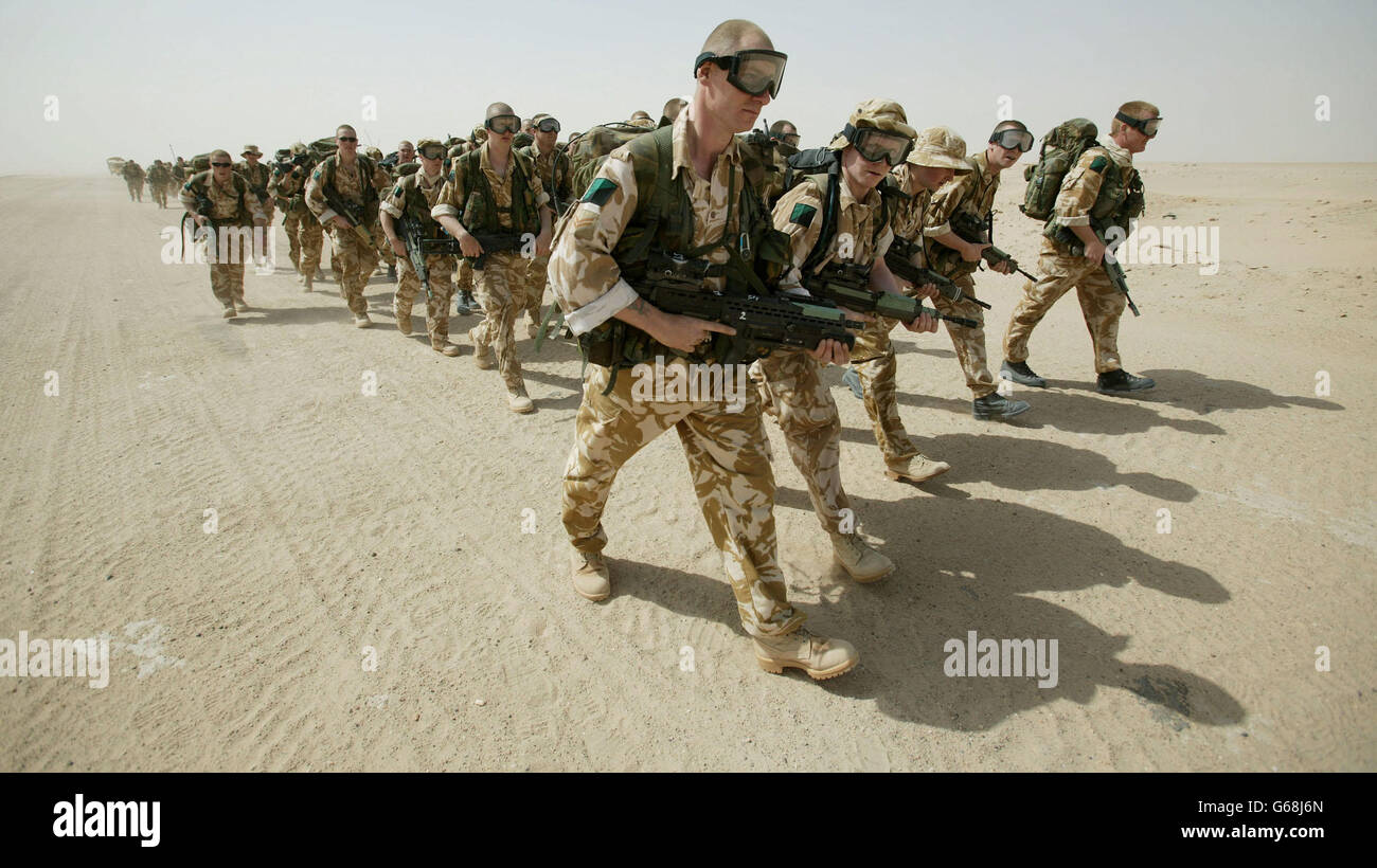 British Soldiers in Kuwait Stock Photo