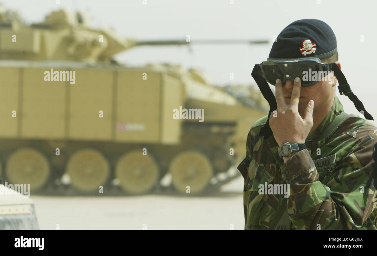 British Soldiers in Kuwait Stock Photo Alamy