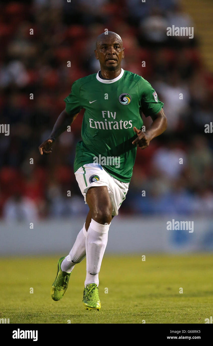 New York Cosmos Marcos Senna gives a thumbs up sign during