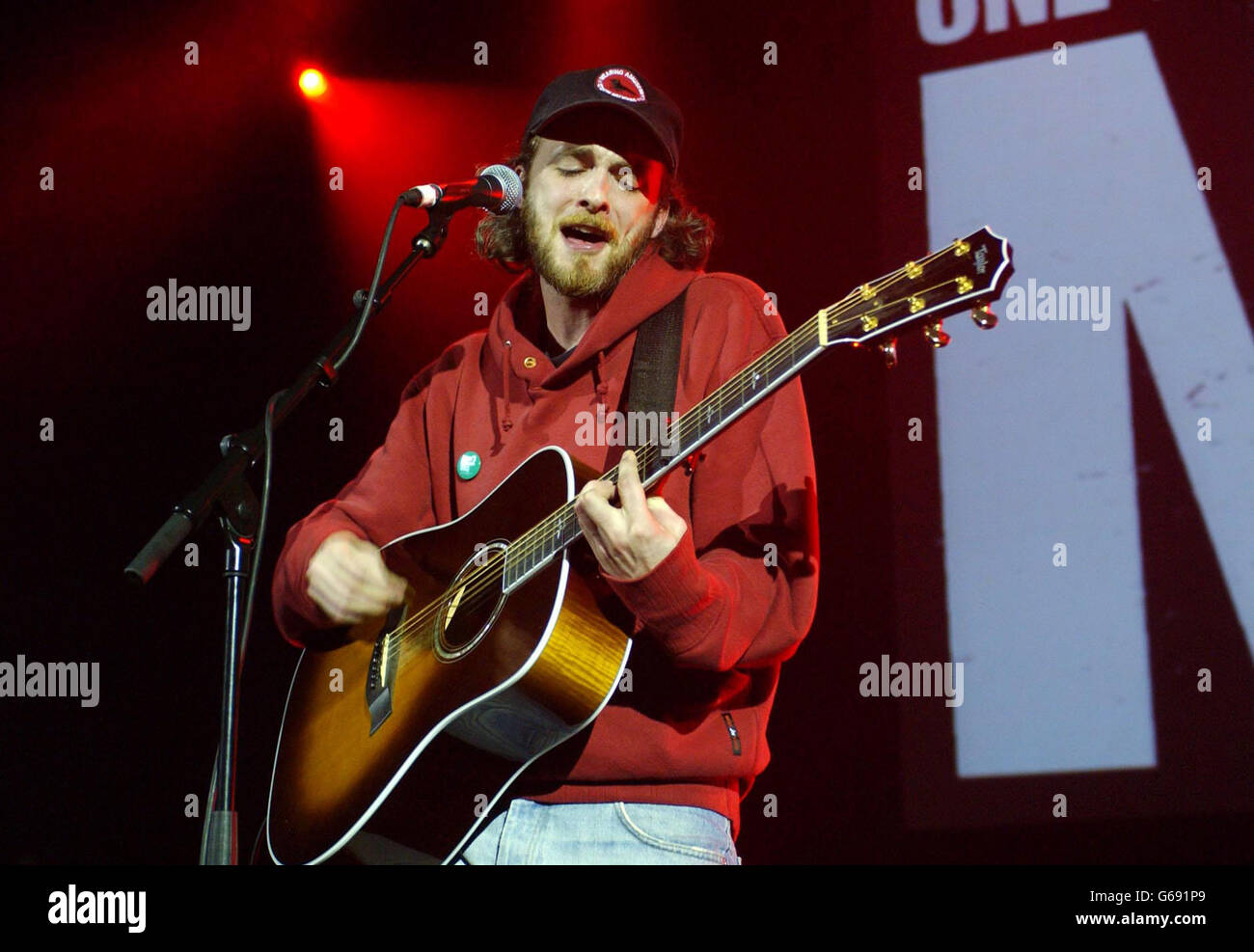 Travis one big no anti war concert hi-res stock photography and images